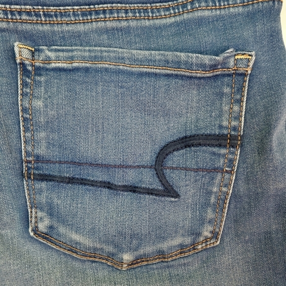 American Eagle Outfitters Hi-Rise Shortie Denim Shorts Cutoffs 4 - Picture 6 of 8